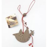 Χειροποίητο κρεμαστό κεραμικό γούρι πουλί γκρι (0067)