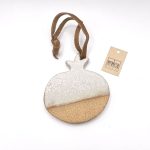 Κρεμαστό γούρι ρόδι μπεζ