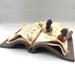 Κεραμικό διακοσμητικό βιβλίο με ζευγάρι