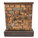 Επιτραπέζιο διακοσμητικό τοίχος "Γιατί με βασανίζεις ρε?"