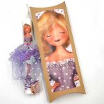 Λαμπάδα χειροποίητη με φόρεμα