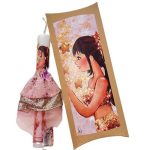 Λαμπάδα χειροποίητη με φόρεμα