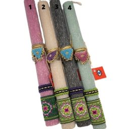 Λαμπάδα με μακραμέ μενταγιόν