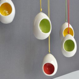 Κεραμικό κρεμαστό αυγό φαναράκι