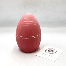 Κεραμικό αυγό χαραγμένο σάπιο μήλο
