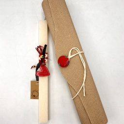 Λαμπάδα χειροποίητη με μενταγιόν καρδιά