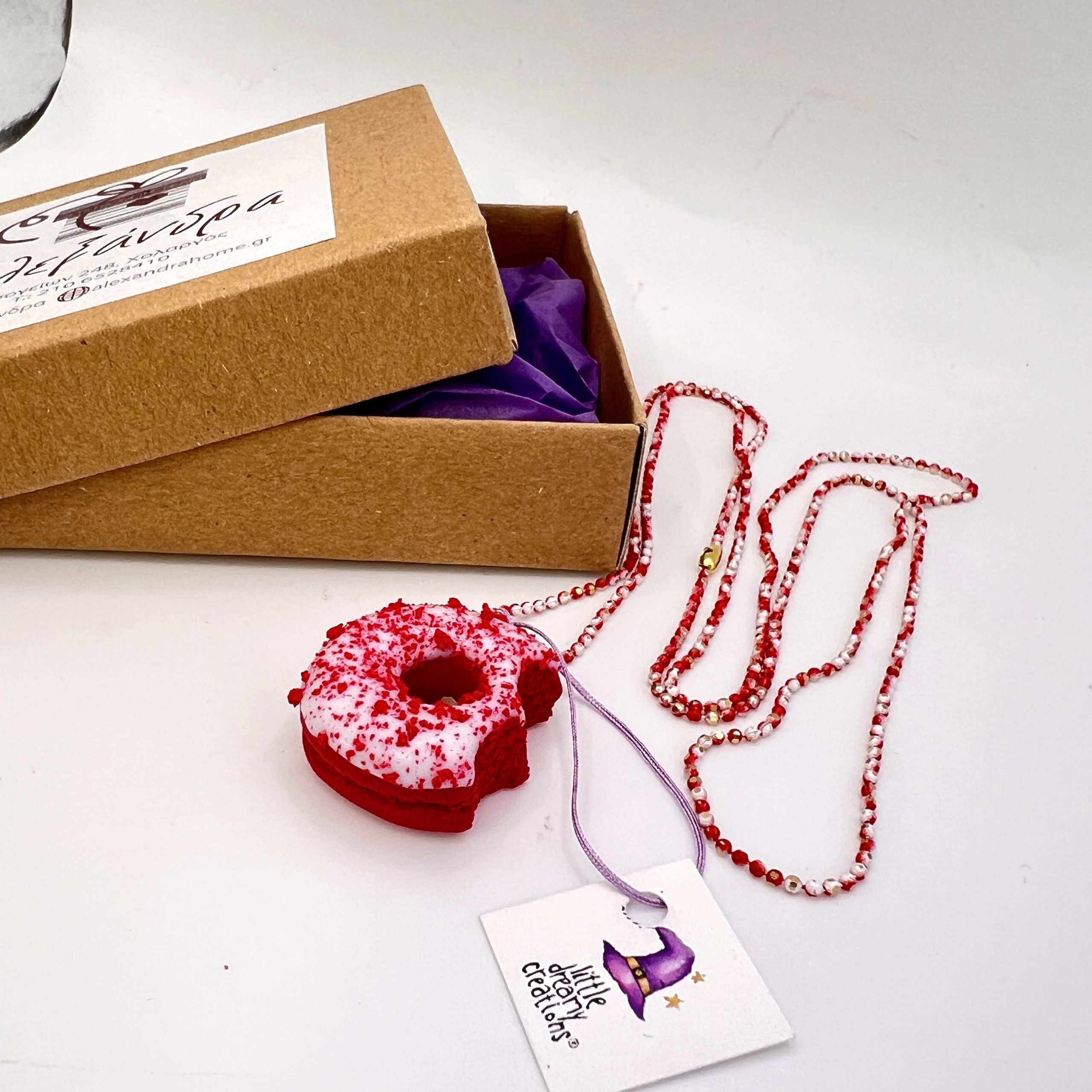 Κολιέ donut red velvet δαγκωμένο - Image 3